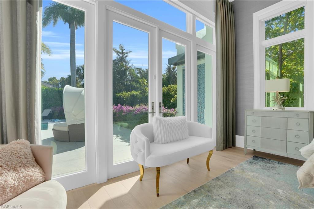 MOORINGS - Residential