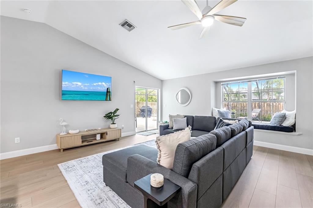 WILLOUGHBY ACRES - Residential Lease