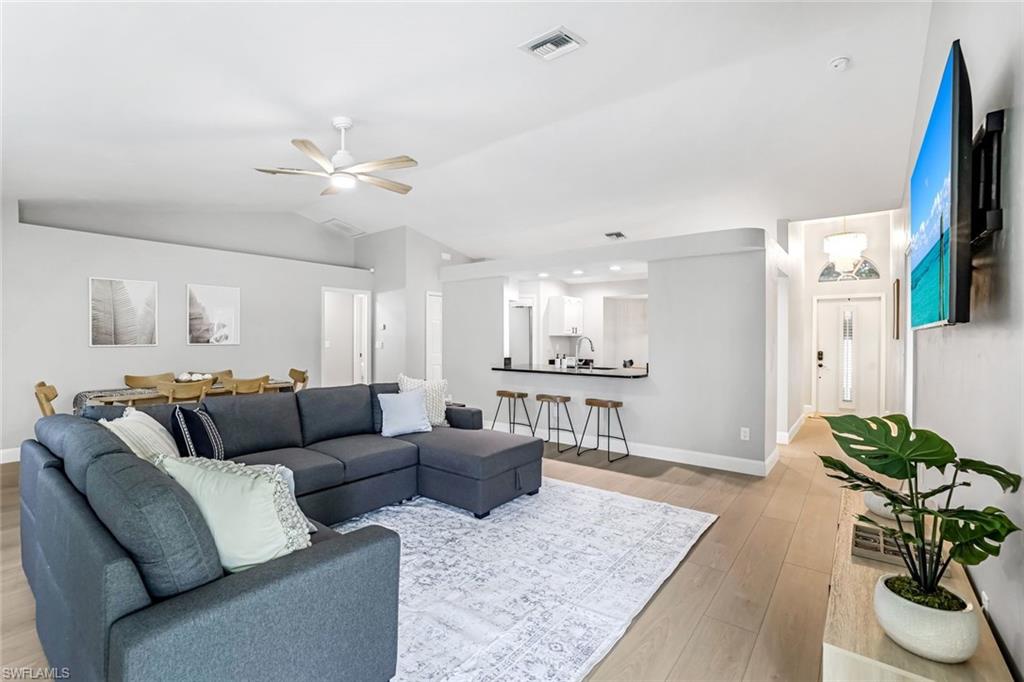 WILLOUGHBY ACRES - Residential Lease