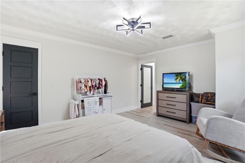 SEMINOLE ESTATES - Residential