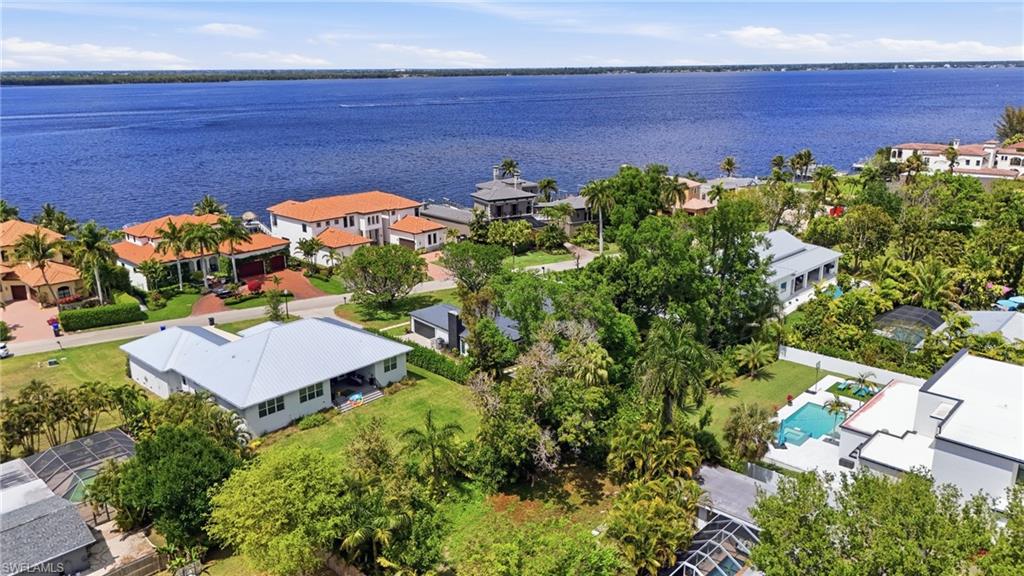 SEMINOLE ESTATES - Residential