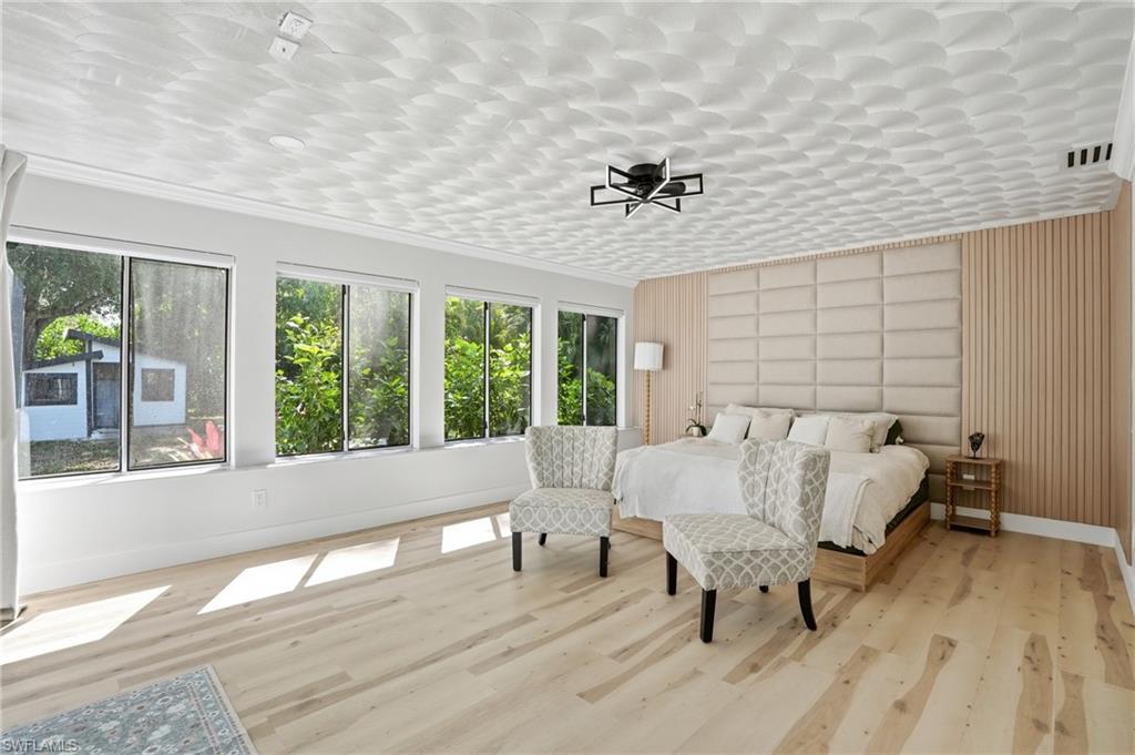 SEMINOLE ESTATES - Residential