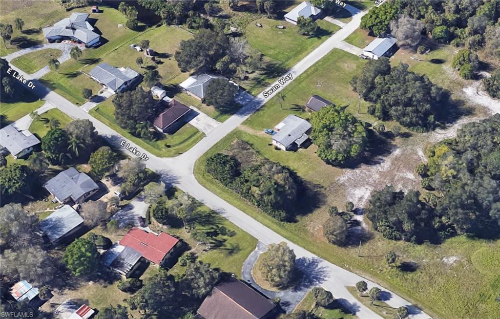 EAST LAKE COLONY - Land