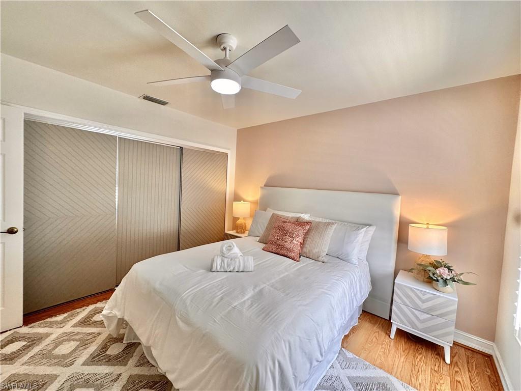 NAPLES PARK - Residential