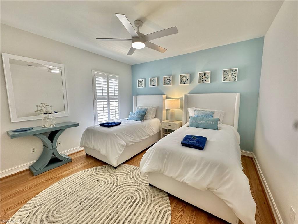 NAPLES PARK - Residential