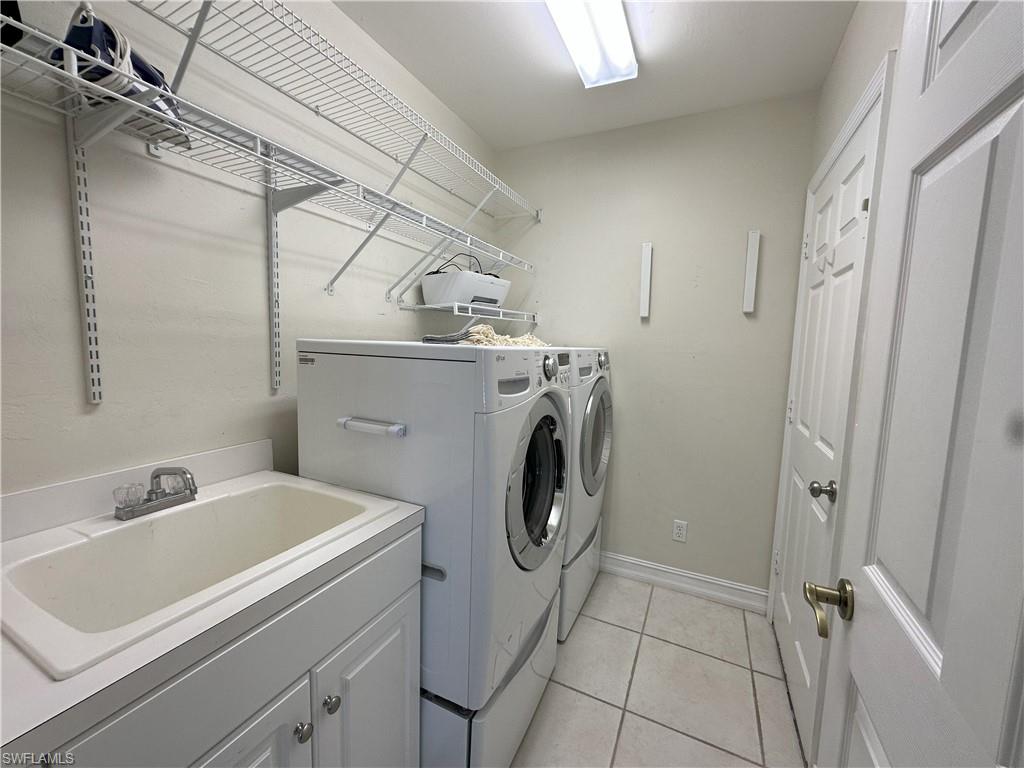 NAPLES PARK - Residential