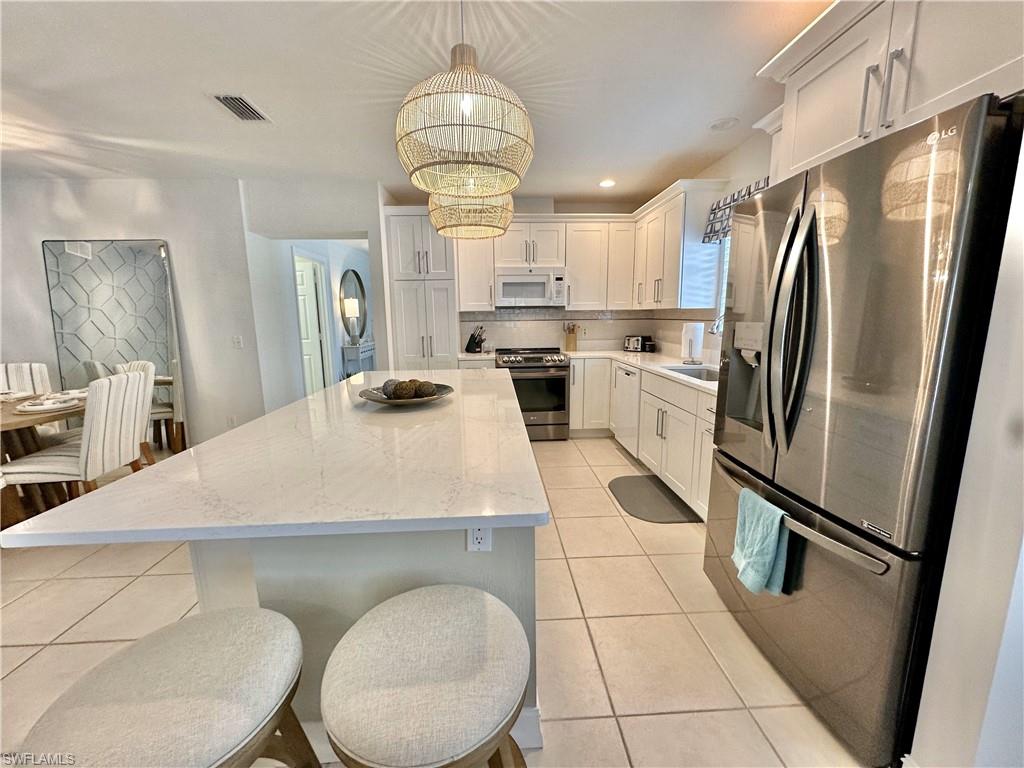 NAPLES PARK - Residential