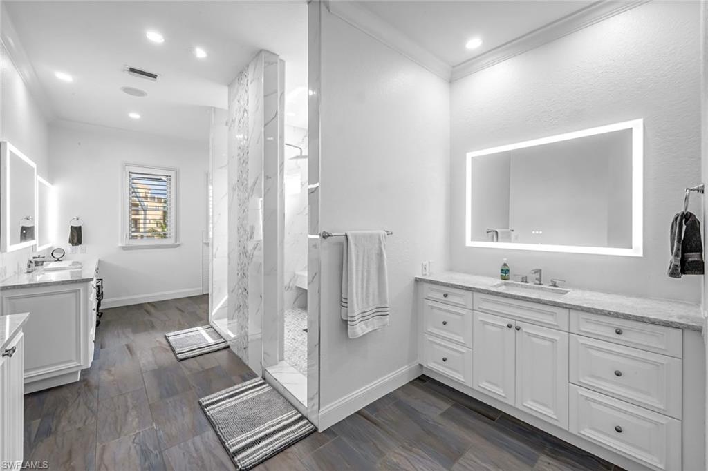 SOUTHPORT ON THE BAY - Residential