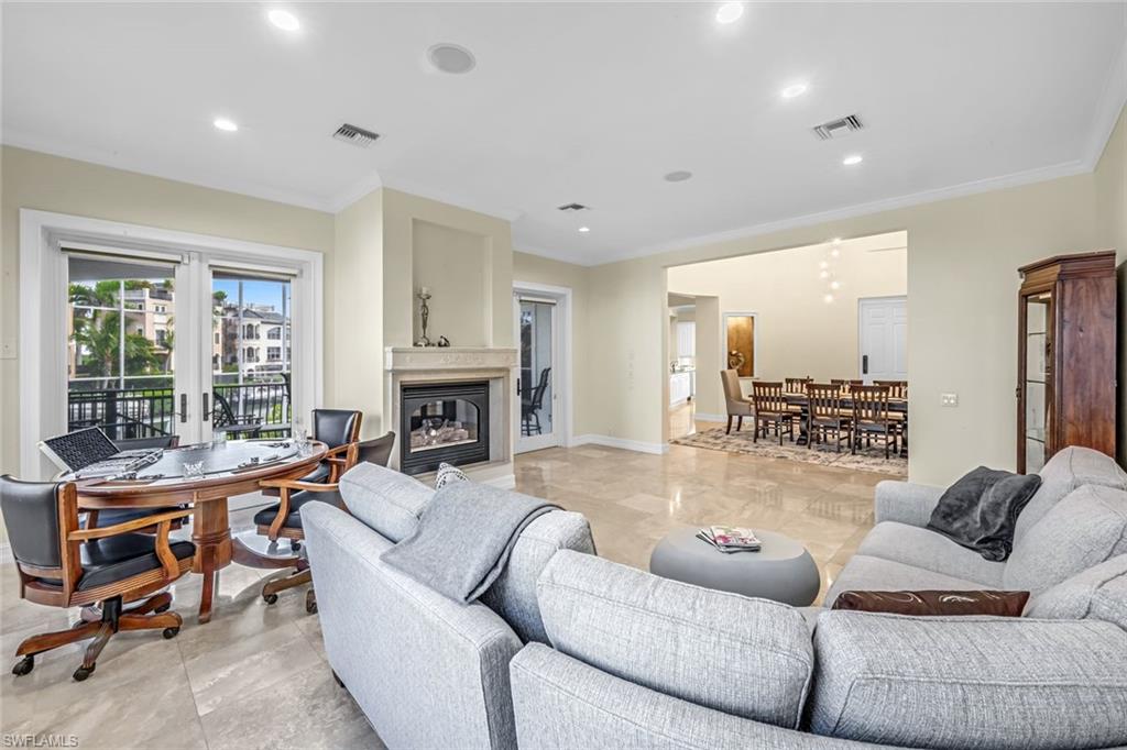 SOUTHPORT ON THE BAY - Residential