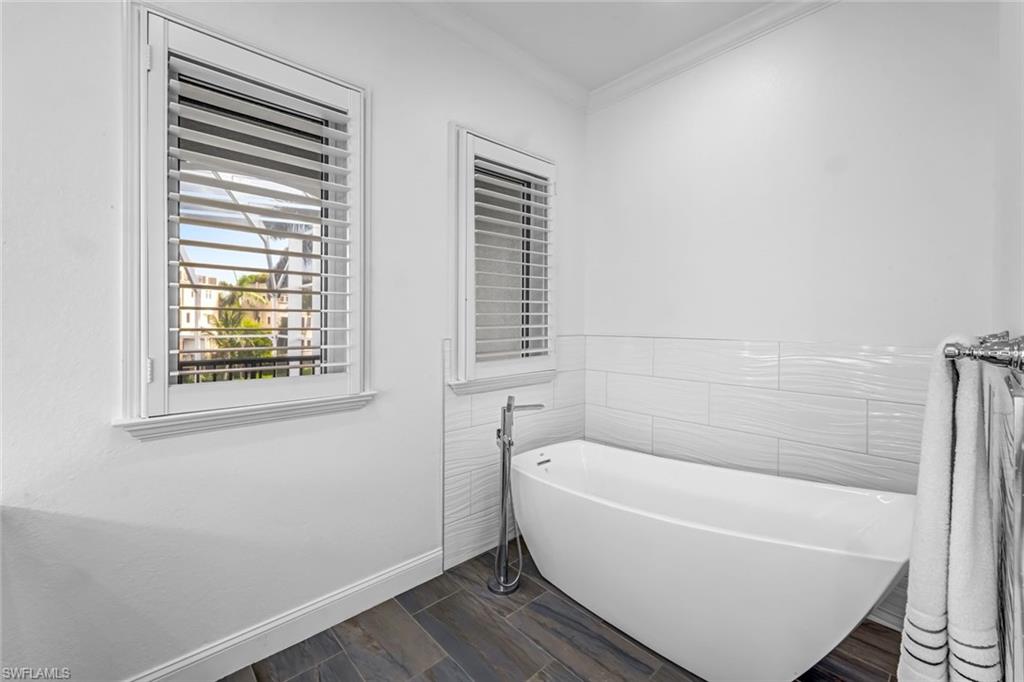 SOUTHPORT ON THE BAY - Residential