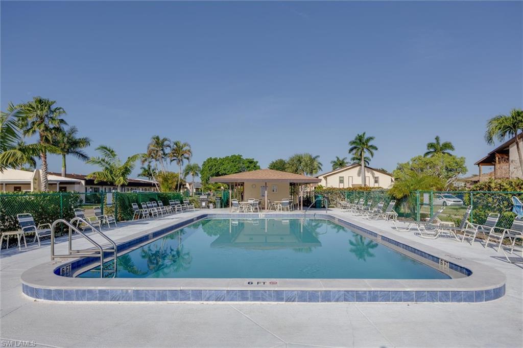 COMPASS POINTE - Residential