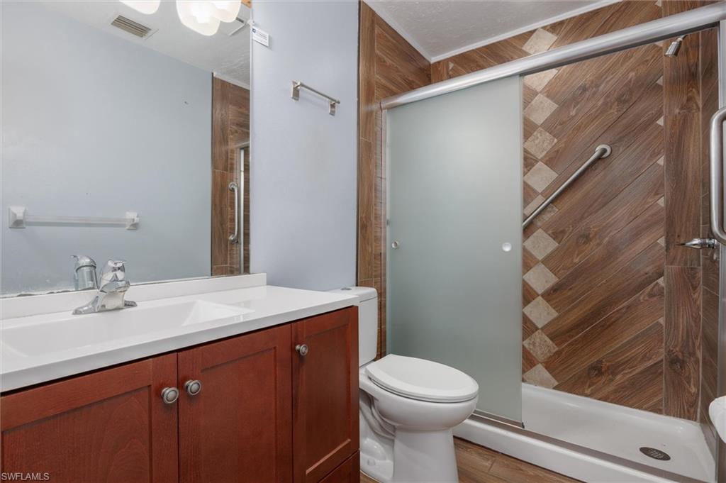 COMPASS POINTE - Residential