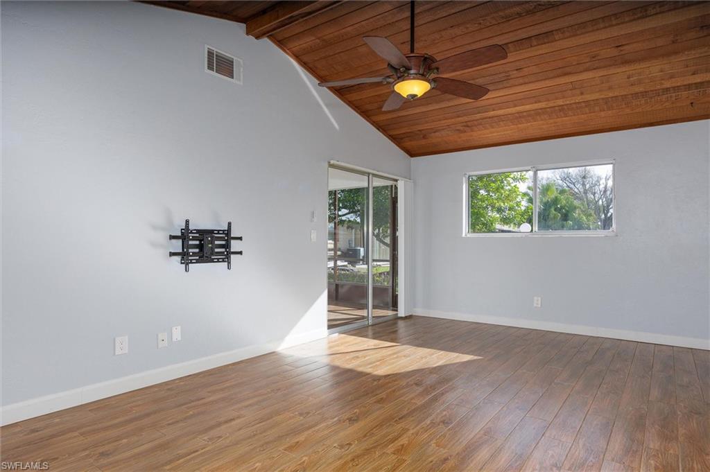 COMPASS POINTE - Residential