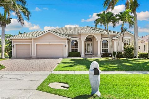 7 Blue Hill CT MARCO ISLAND FL 34145