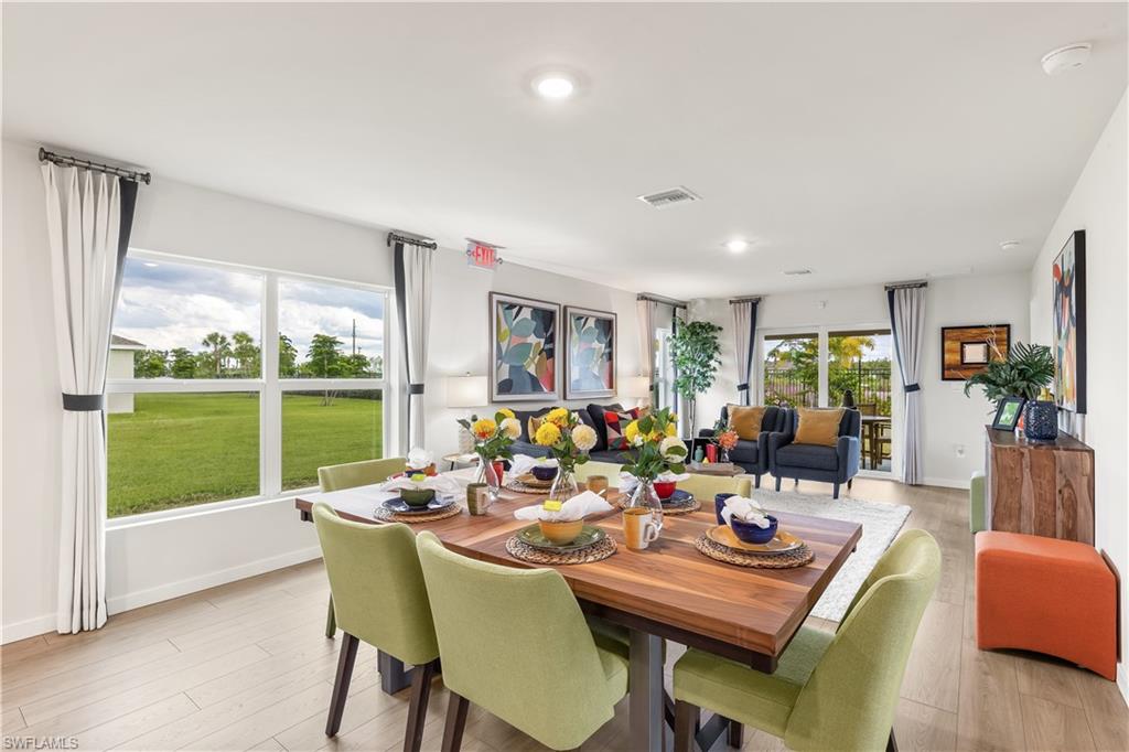 CORAL BAY - Residential