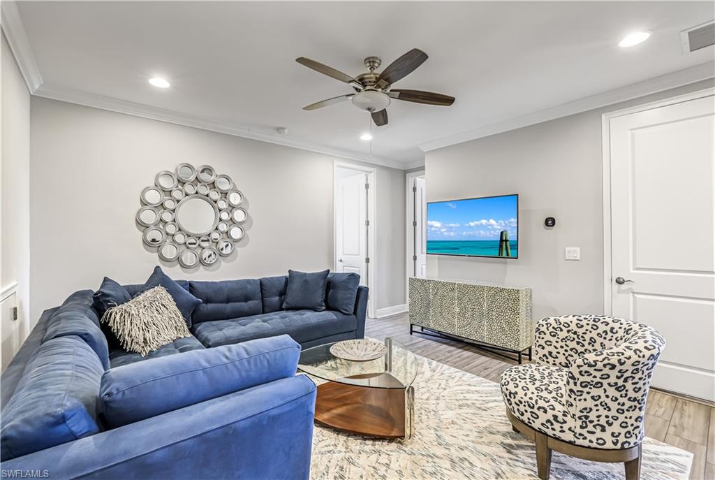 COMPASS LANDING - Residential