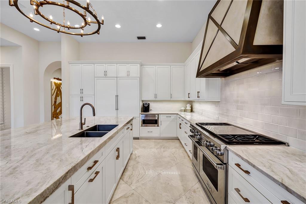 ROOKERY LAKE - Residential