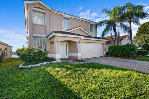 Photo of 13020 Lake Meadow DR, FORT MYERS, FL 33913 (MLS # 226038241)