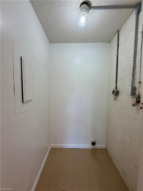 SAN CARLOS PARK - Residential