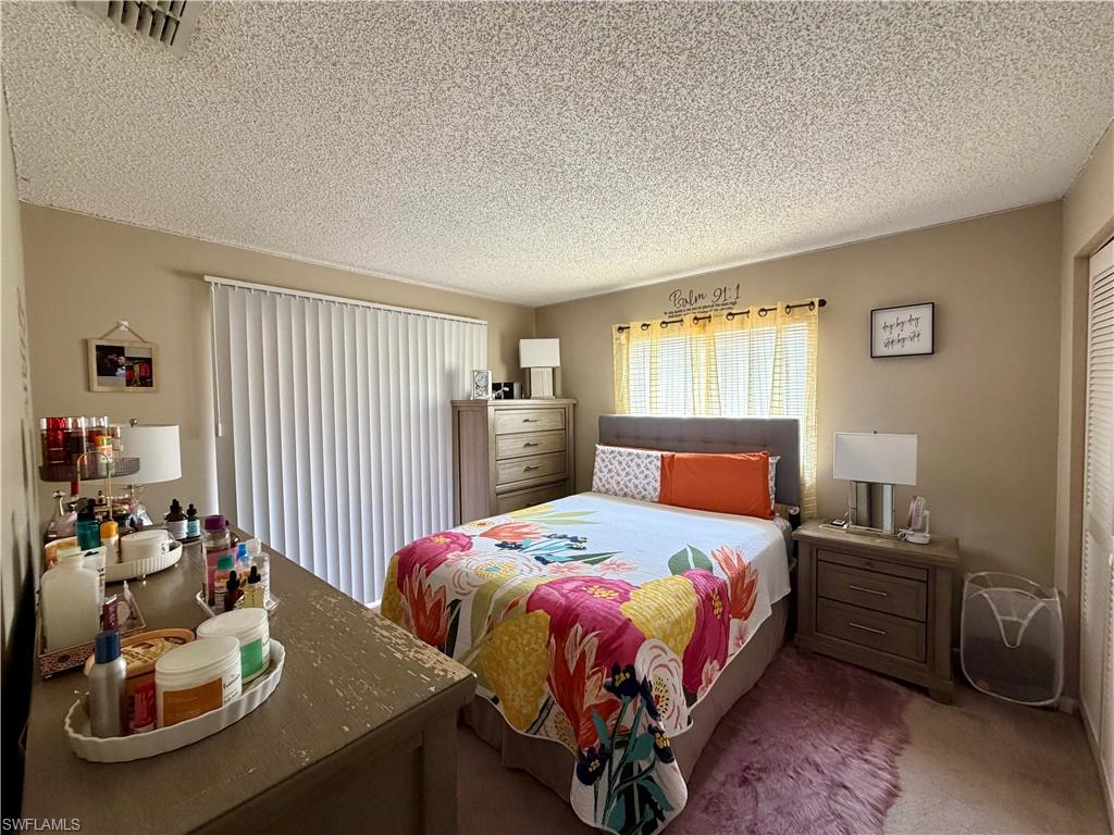 SAN CARLOS PARK - Residential