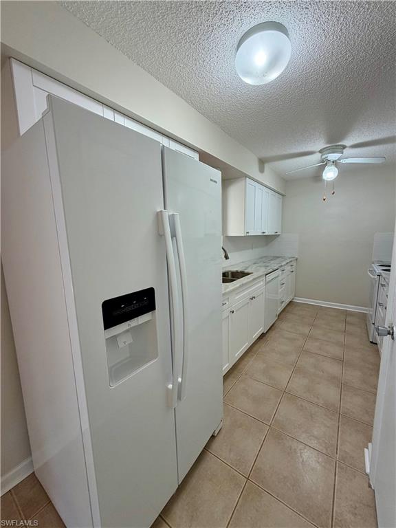 SAN CARLOS PARK - Residential