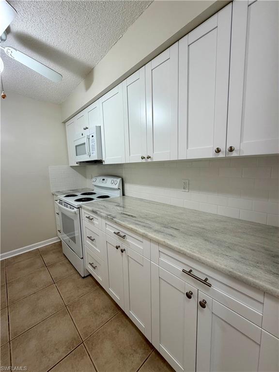 SAN CARLOS PARK - Residential