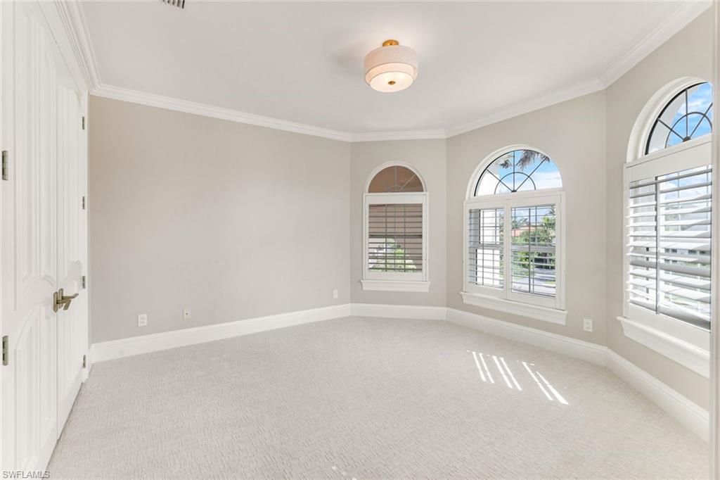 MOORINGS - Residential