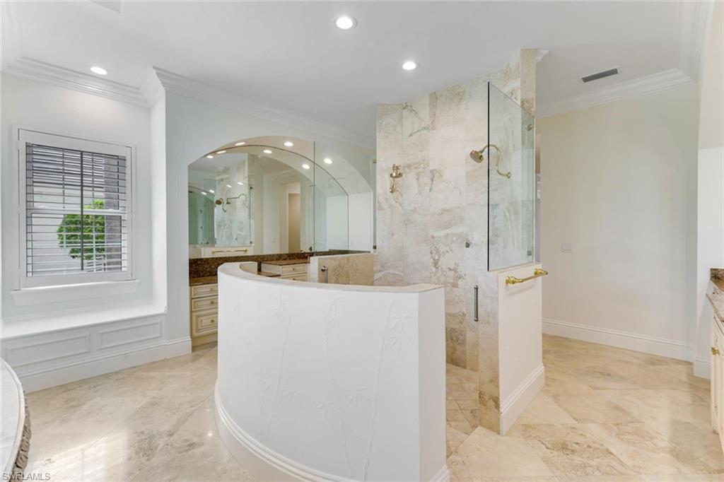 MOORINGS - Residential