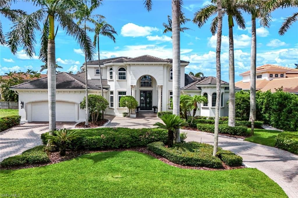 Photo of 384 Mooring Line DR, NAPLES, FL 34102 (MLS # 225055113)