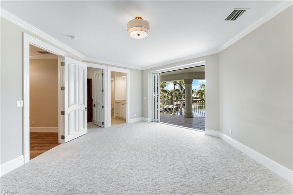 MOORINGS - Residential