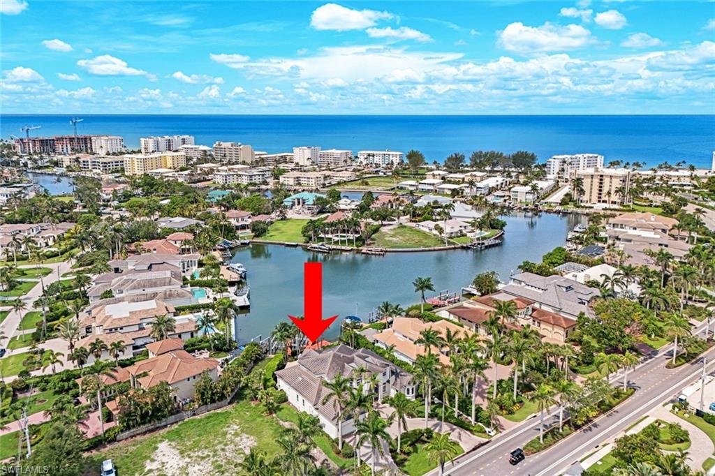 MOORINGS - Residential