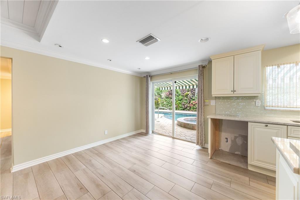 OLDE NAPLES - Residential