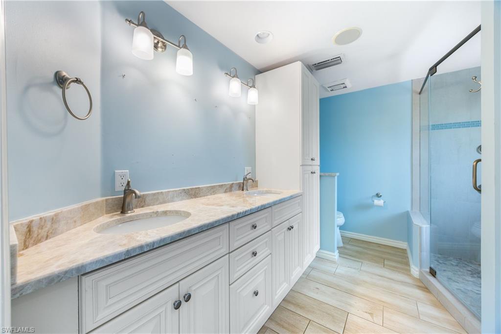 OLDE NAPLES - Residential