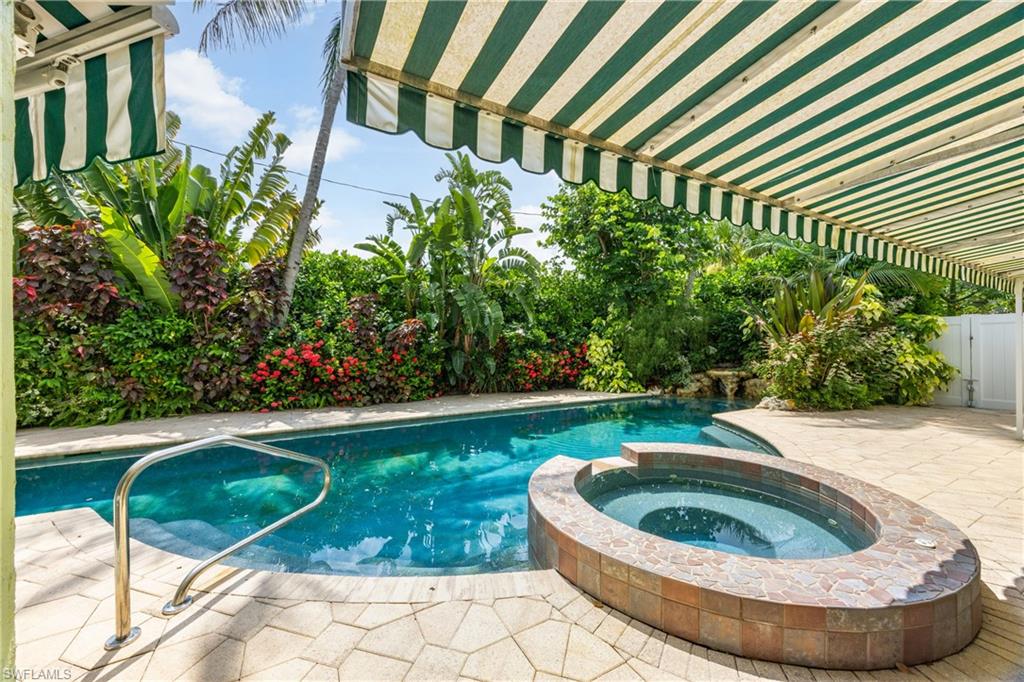 OLDE NAPLES - Residential