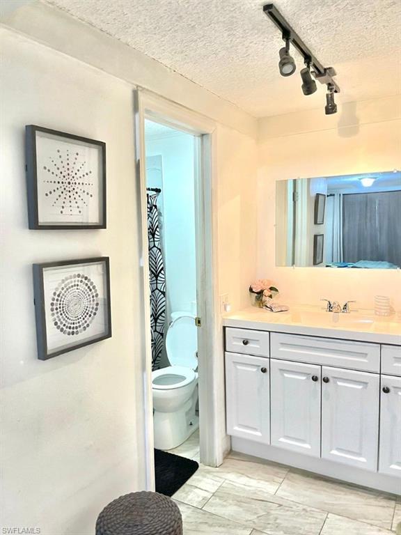 TREETOPS OF NAPLES - Residential Lease