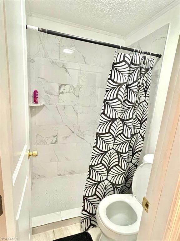 TREETOPS OF NAPLES - Residential Lease