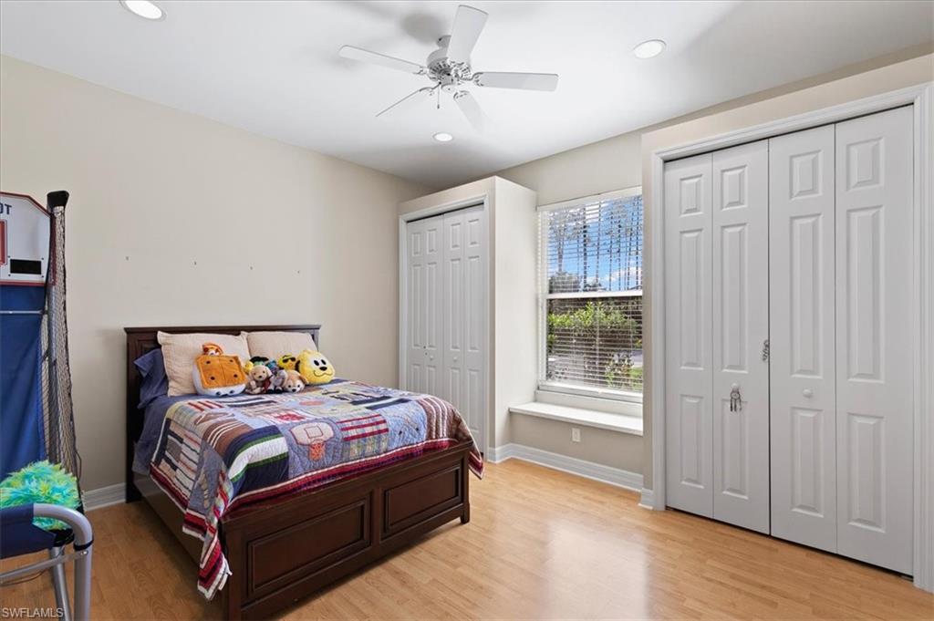 WILSHIRE LAKES - Residential