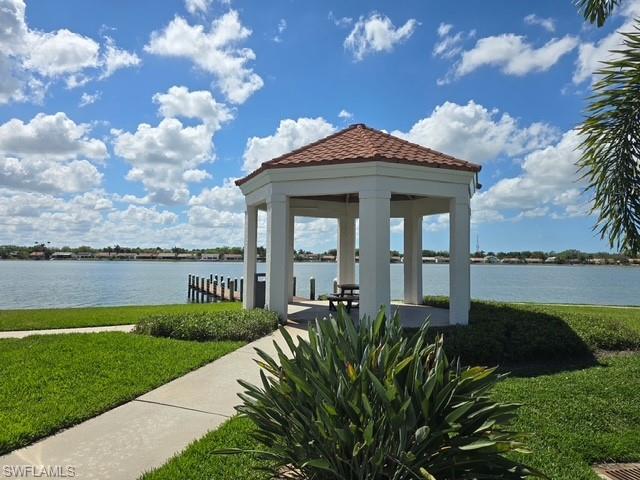 VILLAGES AT EMERALD LAKES - Residential Lease