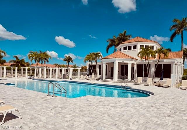 VILLAGES AT EMERALD LAKES - Residential Lease