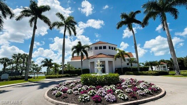 VILLAGES AT EMERALD LAKES - Residential Lease