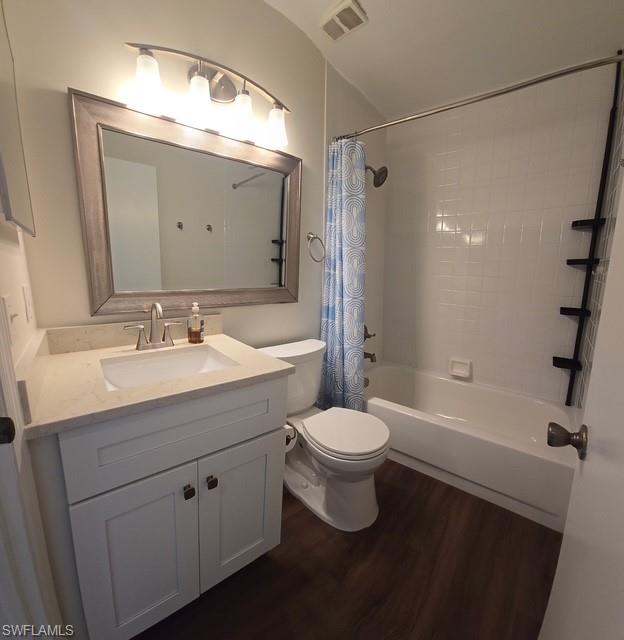 VILLAGES AT EMERALD LAKES - Residential Lease