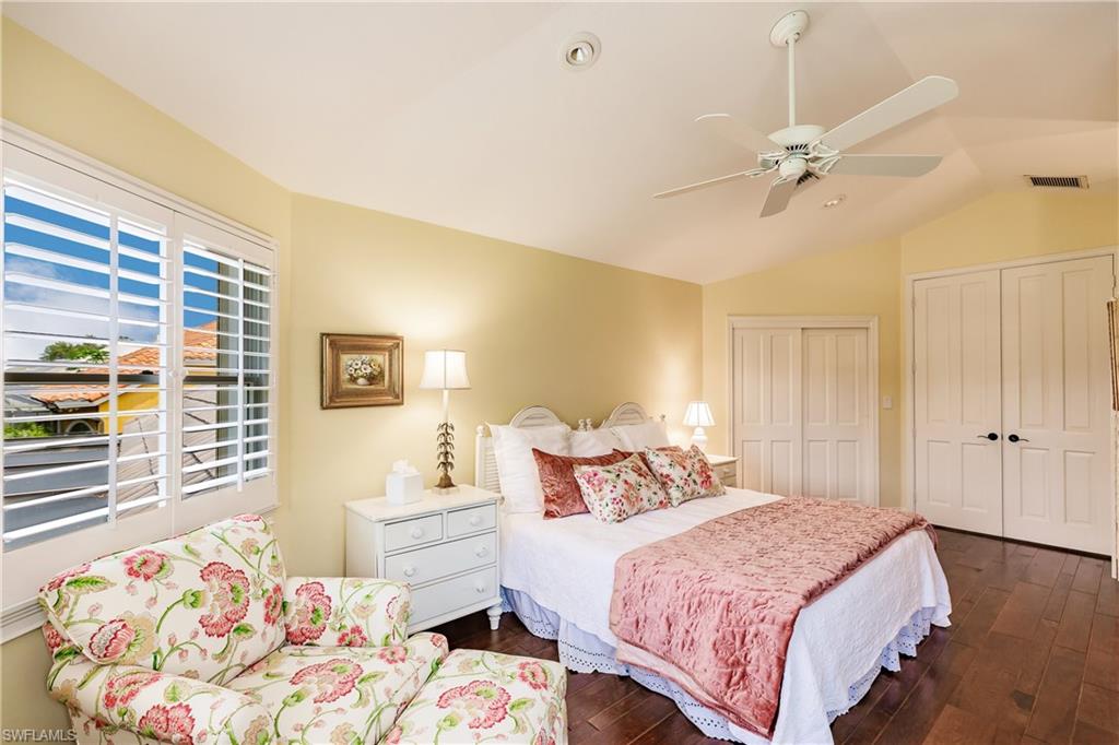 BARRINGTON AT PELICAN BAY - Residential