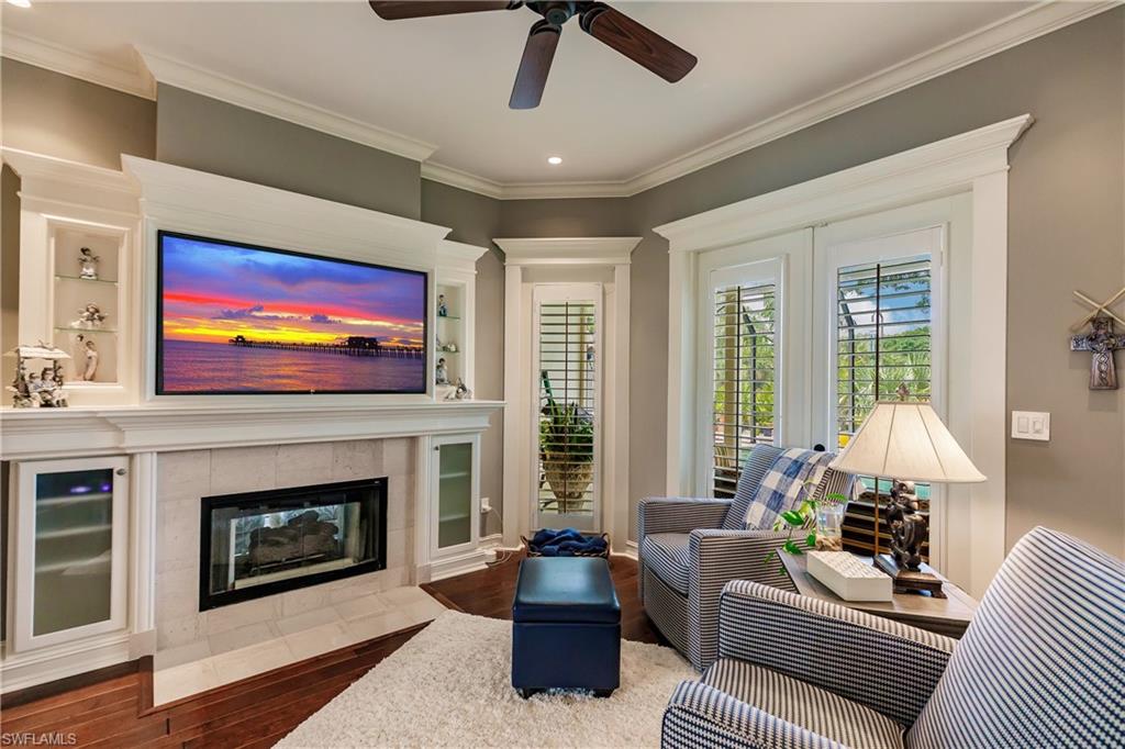 BARRINGTON AT PELICAN BAY - Residential