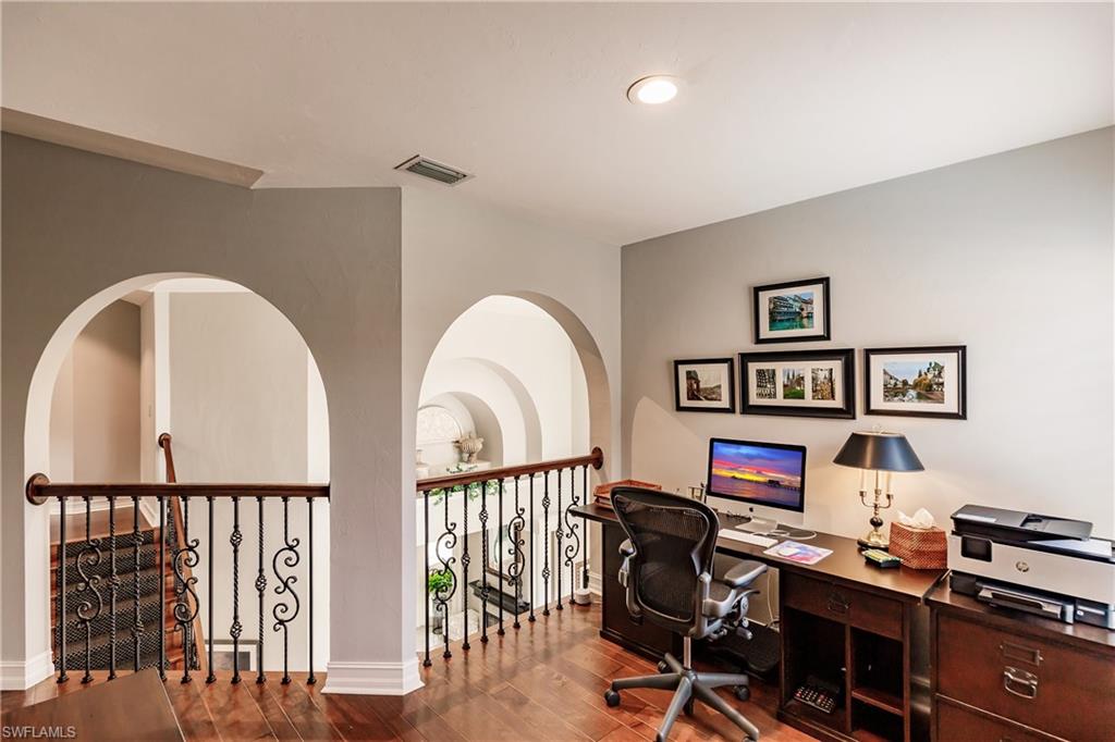 BARRINGTON AT PELICAN BAY - Residential