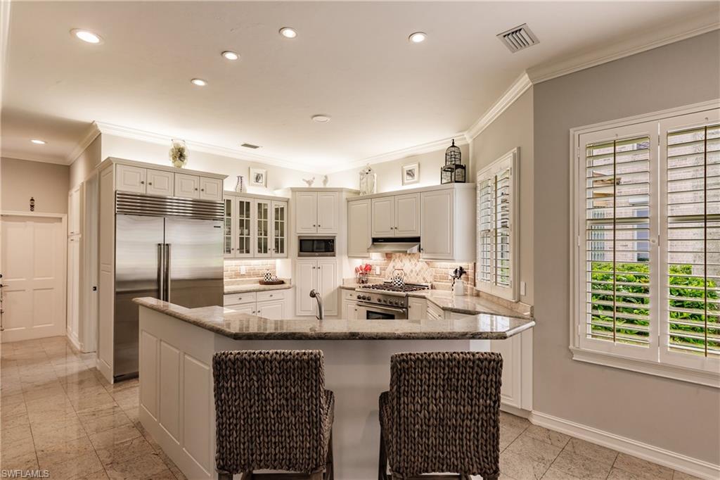 BARRINGTON AT PELICAN BAY - Residential