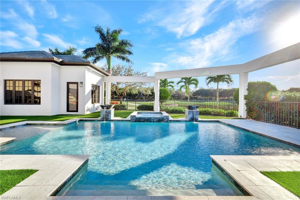 FAIRGROVE - Residential