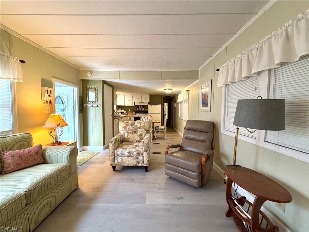 MARINERS COVE - Residential