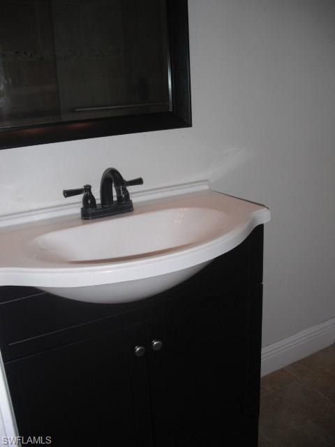 ROYAL WOODS - Residential