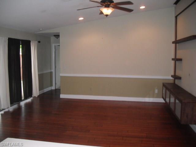 ROYAL WOODS - Residential