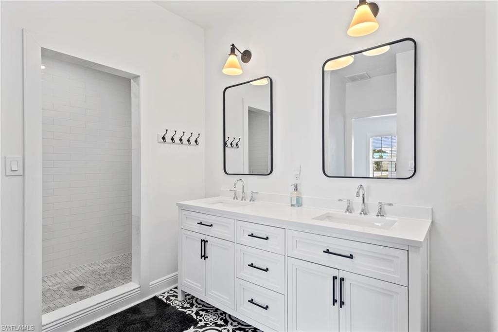 METES AND BOUNDS - Residential